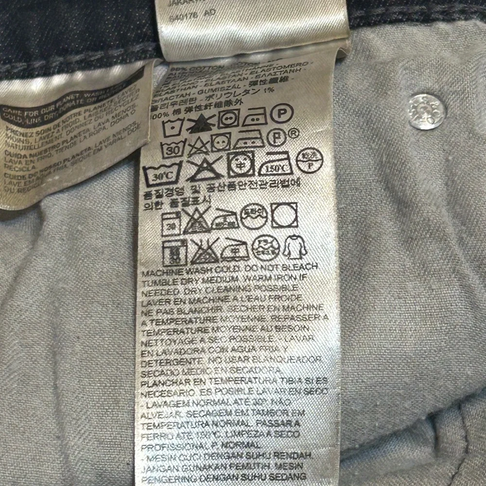 Levi's Men's Dark Black Straight Jeans
